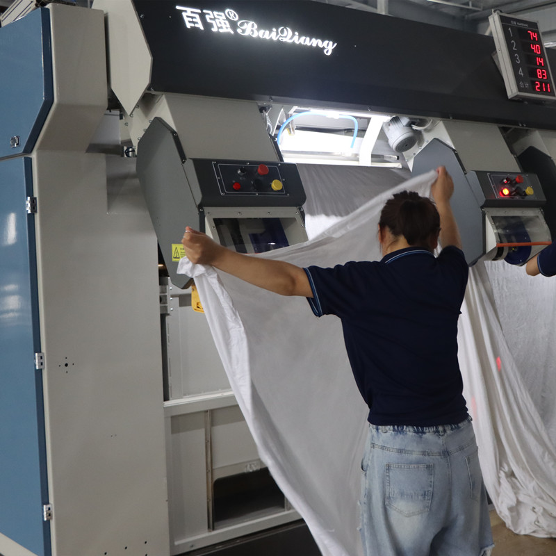 新開(kāi)布草洗滌廠的老板看過(guò)來(lái)這里有開(kāi)布草洗滌廠的具體步驟